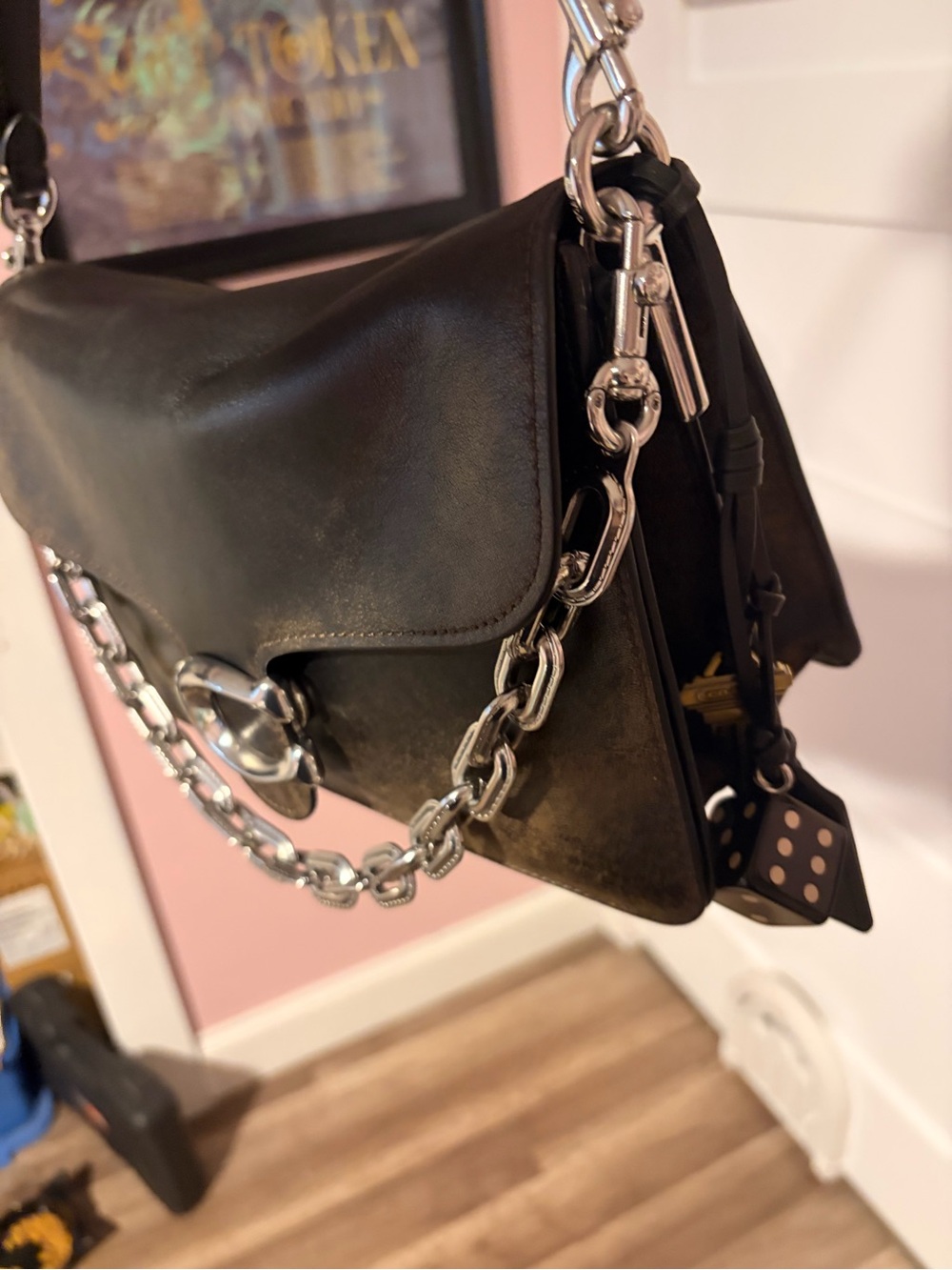 Coach Chained Soft Tabby - Picture 5 of 16